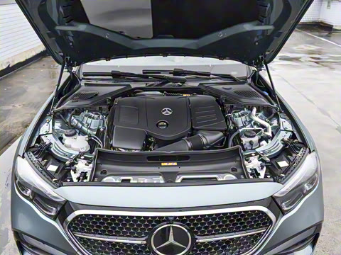 2026�� E 300 ʱ�����˶���