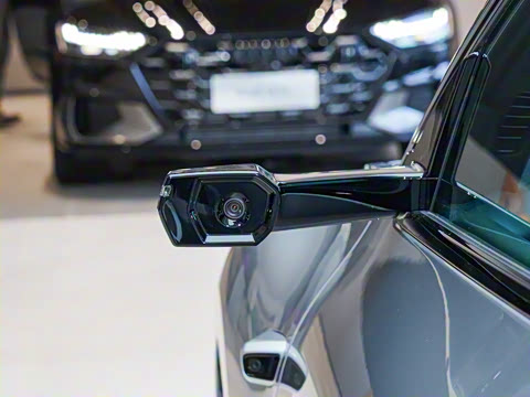 2026�� �ն�����quattro��