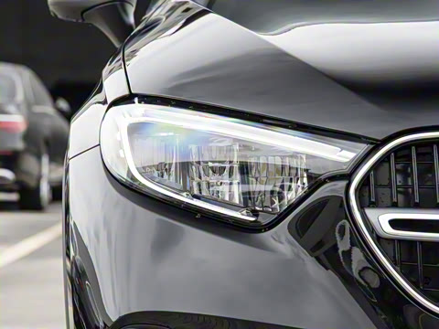 2026�� GLC 260 L 4MATIC ������