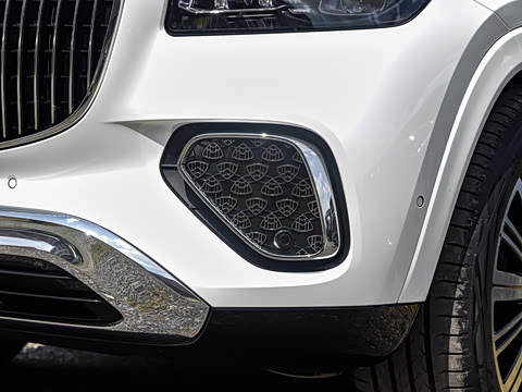 2025�� GLS 480 4MATIC