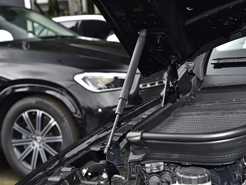 2025�� �Ŀ� GLE 400 e 4MATIC