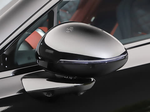 2026�� Z9S �����