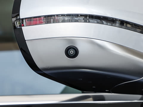 2025�� ���� Ultra�� 52kWh 6���棨896�߼����״