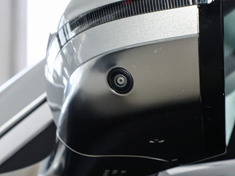 2025�� ���� Ultra�� 52kWh 6���棨896�߼����״