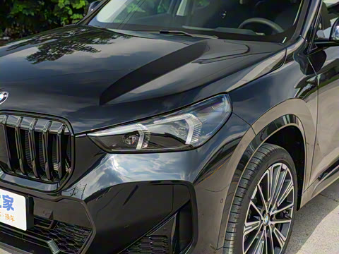 2025�� xDrive25Li M�˶���ҹ��װ