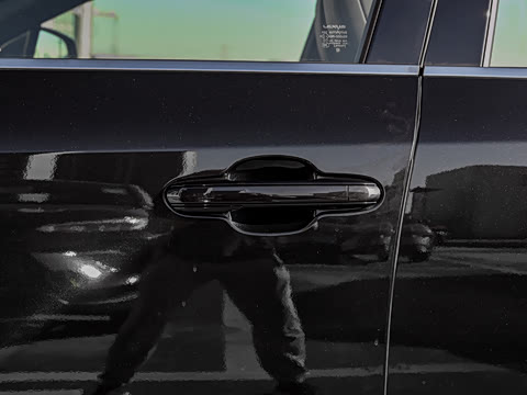 2026�� 300 ����������