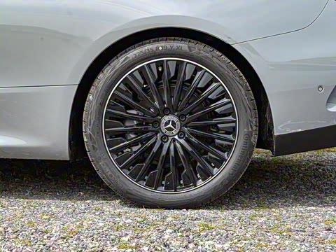 2026�� CLE 300 4MATIC �����ͽ��ܳ�