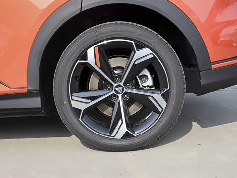 2026�� 300Ultra ��ΪǬ��ADS SE��