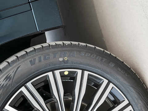 2027�� 2.0T ˫������������