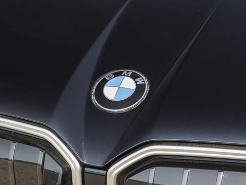 2026�� xDrive30L ������ M�˶���ҹ��װ