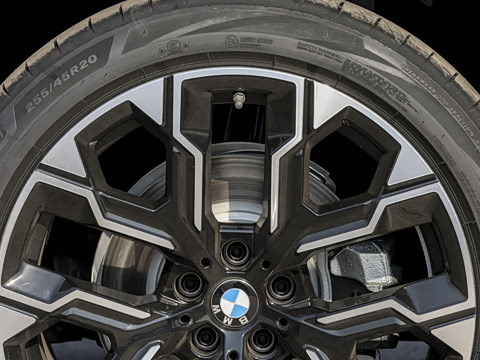 2026�� xDrive30L ������ M�˶���ҹ��װ