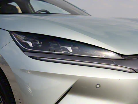 2025�� EV 545KM��Խ��