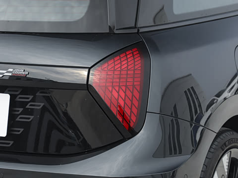 2025 Ŀ JOHN COOPER WORKS