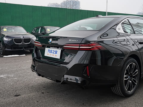 2026�� �Ŀ� 530Li ������ M�˶���װ