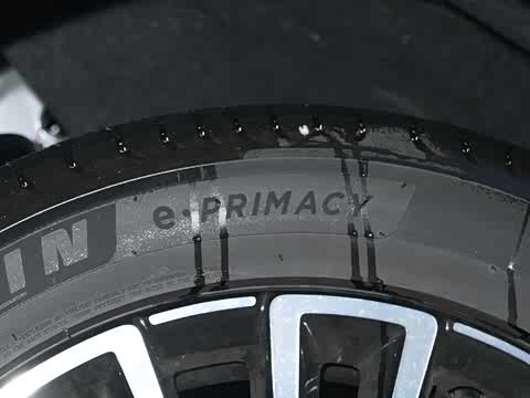 2025�� 185KM�����