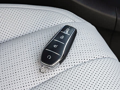 2026�� DM-i 305Զ����
