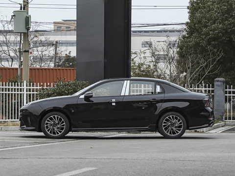 2026�� 1.5TD DCT Plus