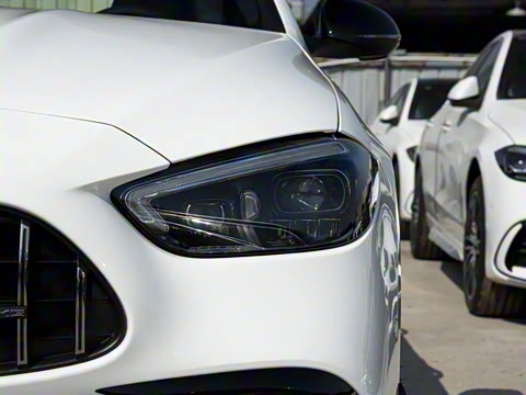 2026�� AMG C 43 4MATIC