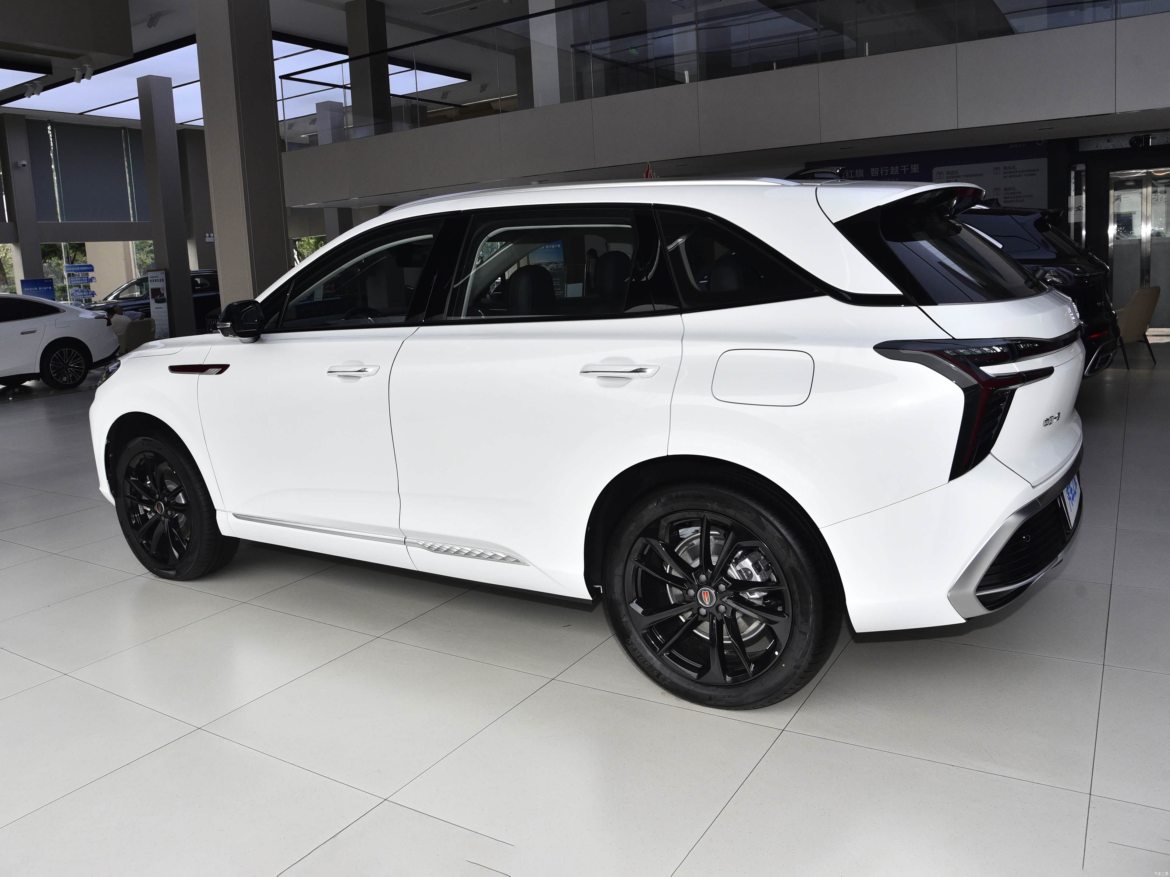 Hongqi HS3 PHEV, миниатюра 4
