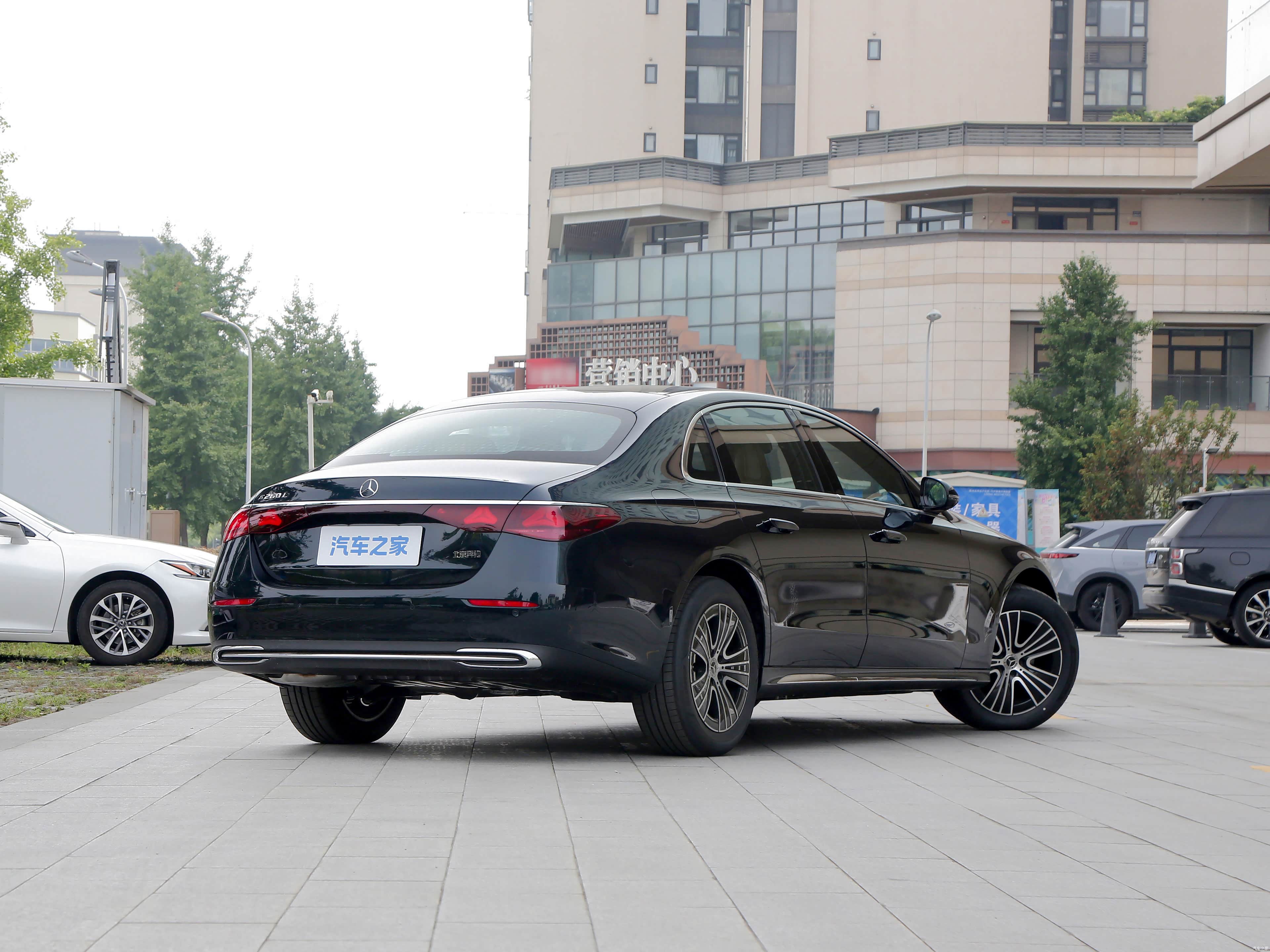 Mercedes-Benz E, миниатюра 7