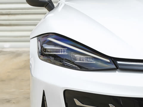 2026�� ���L 300TSI �趯��