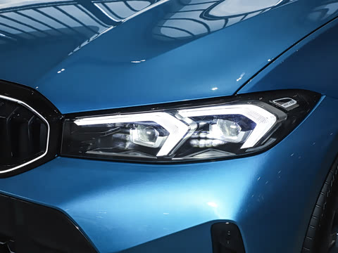 2025�� 330Li M�˶���ҹ��װ