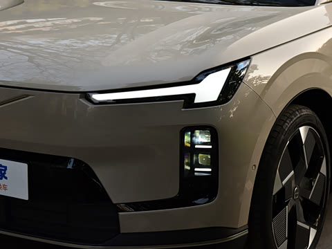 2026�� ������������Ultra