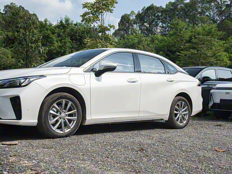 2026�� �� ���е�ض��İ�