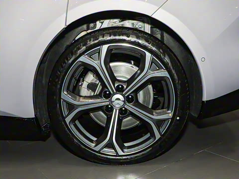 2025�� Զ����װ�޶��� 100kWh Touring