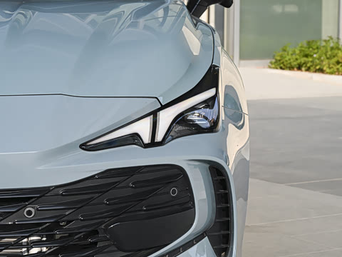 2026�� 2.0T Trophy+ �����Ǽݰ�