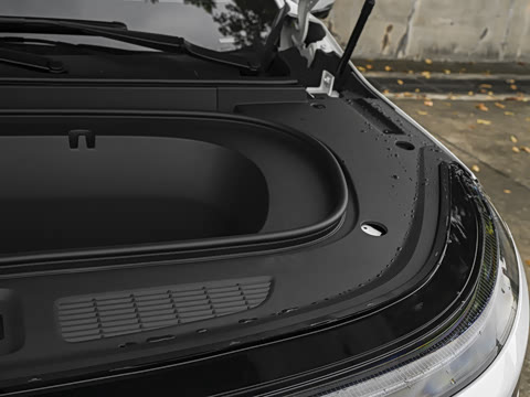 2026�� ���� 580  Max