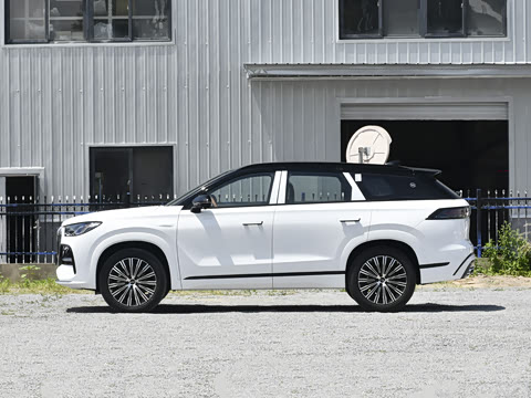 2027�� 2.0T ˫�������������