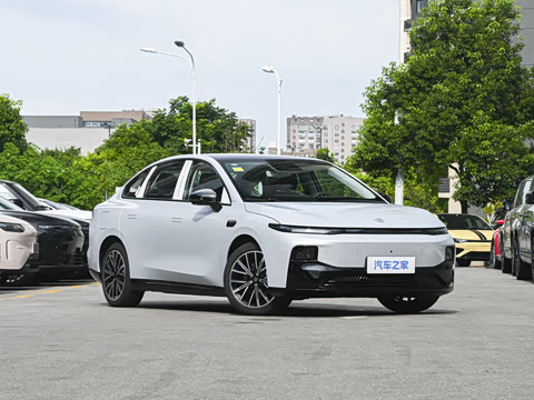 2027�� 670������