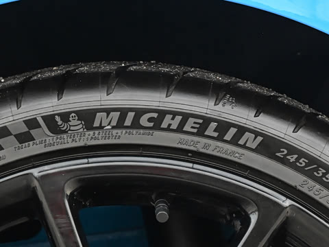 2023�� 03+ TCR Cyan ǰ����