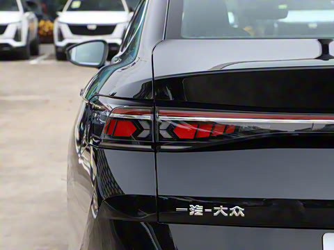 2026�� 380TSI DSG����