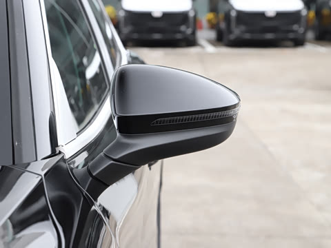 2026�� 380TSI DSG����