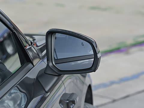 2026�� 2.0TD �Զ� Ultra