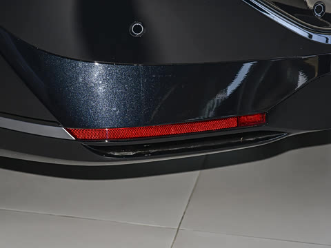 2026�� ���� 725 Max �콢��