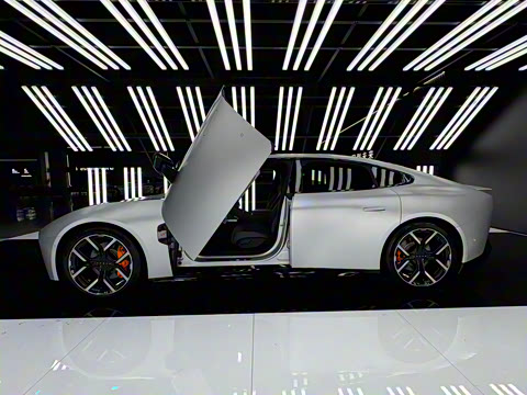 2025�� 750 �������� Ultra