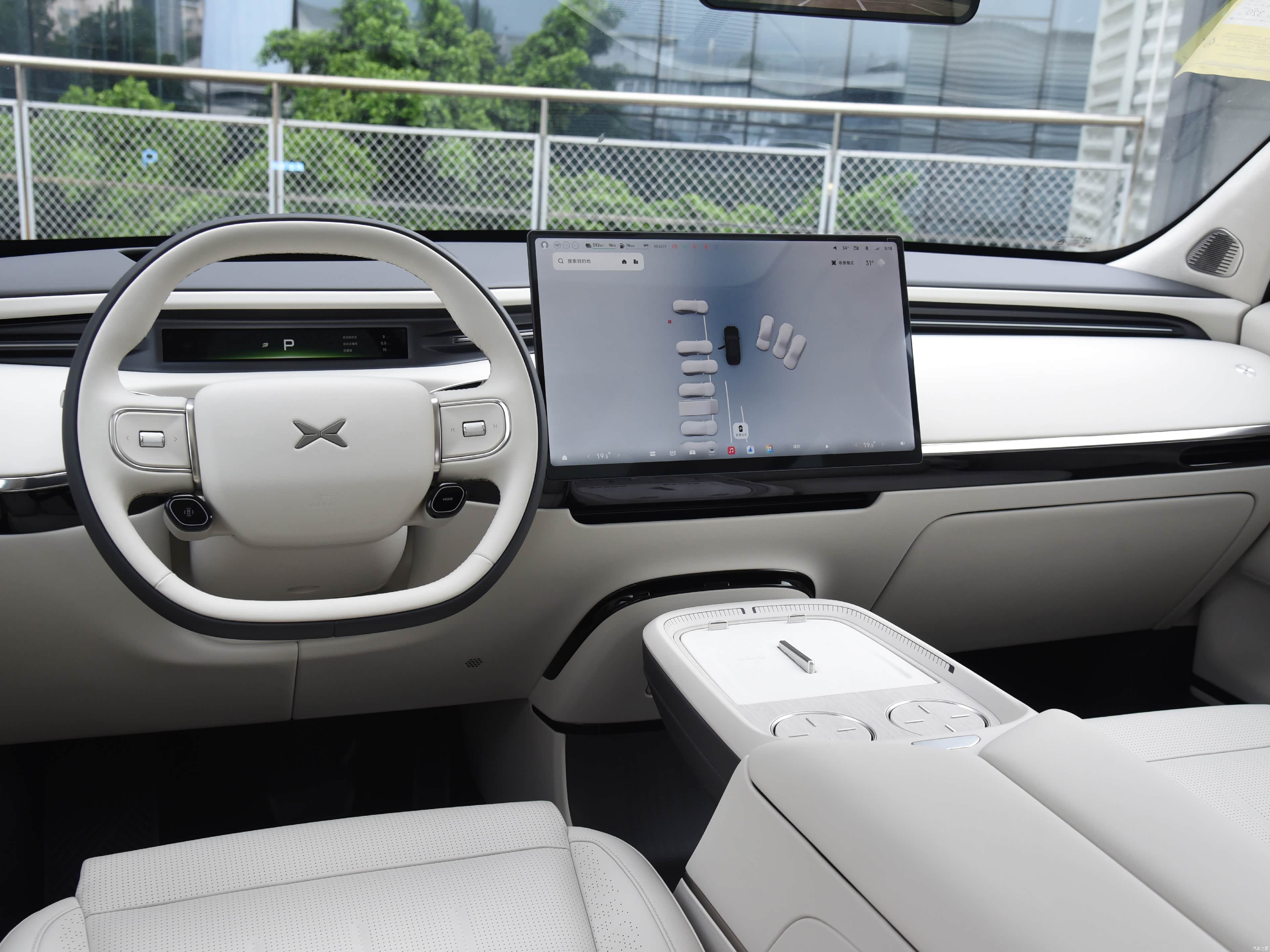 XPeng GX, миниатюра 19