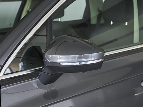 2026�� 3.0TSI �񾳰� �����˶���װ