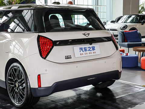 2025�� PAUL SMITH ���ʦ��