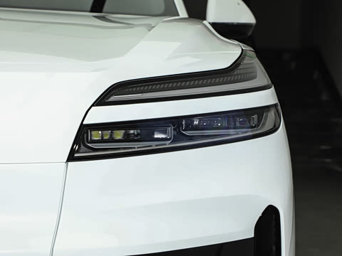 2025�� Max ������