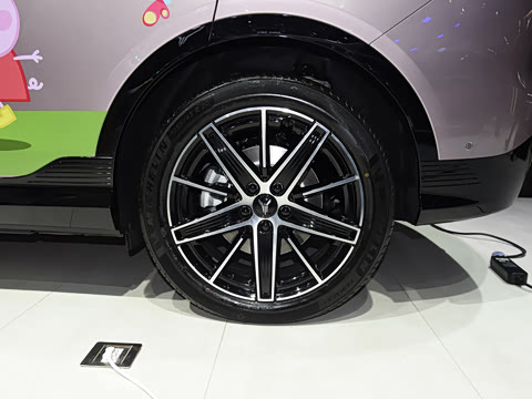 2025�� ����Ǭ����