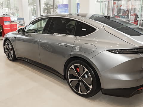 2025�� 100kWh