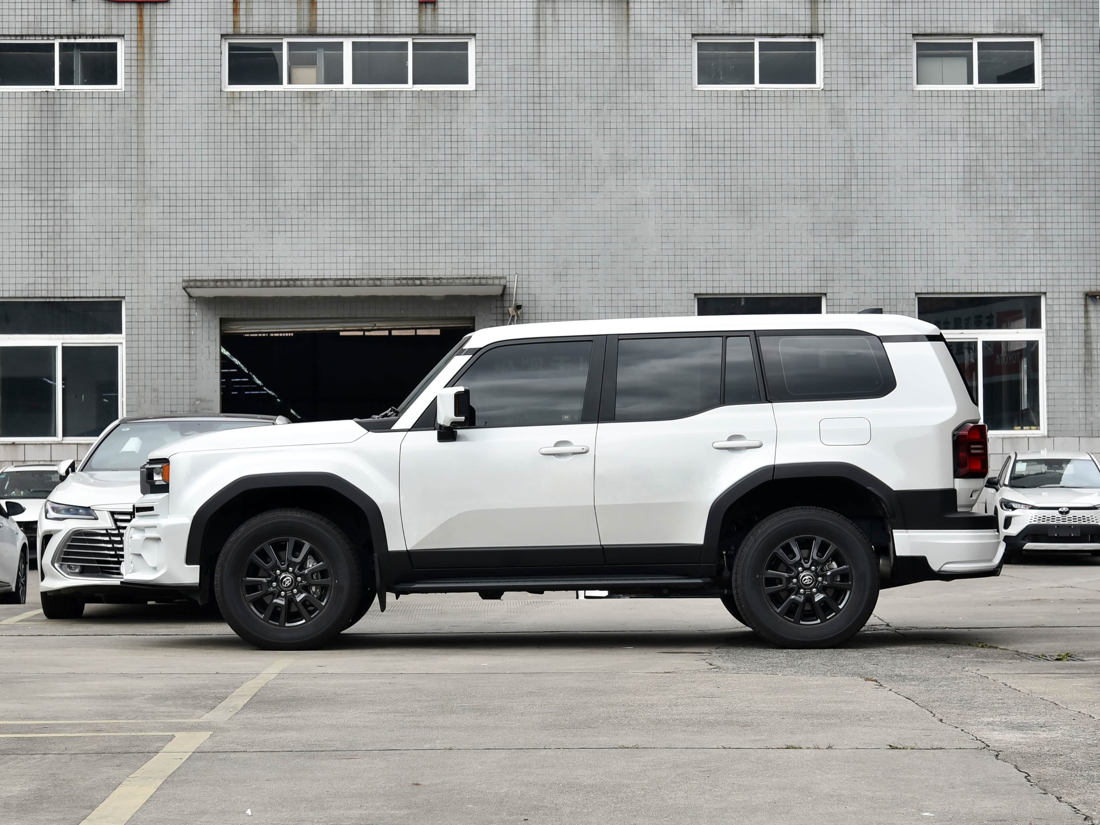 Toyota Prado, миниатюра 4