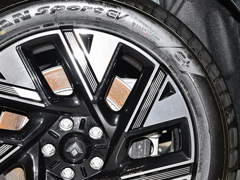 2025�� 750 Max���������״��