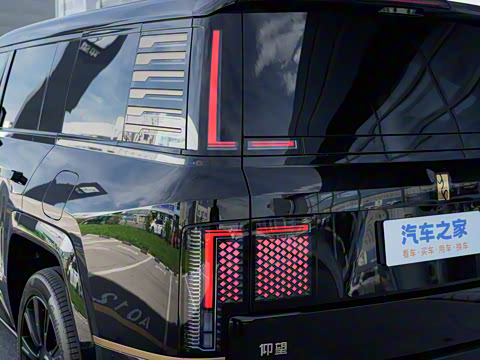 2025�� ������