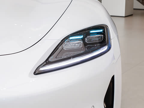 2026�� Ultra