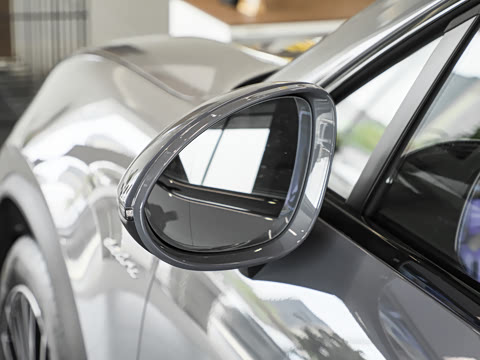 2026�� Macan ��������